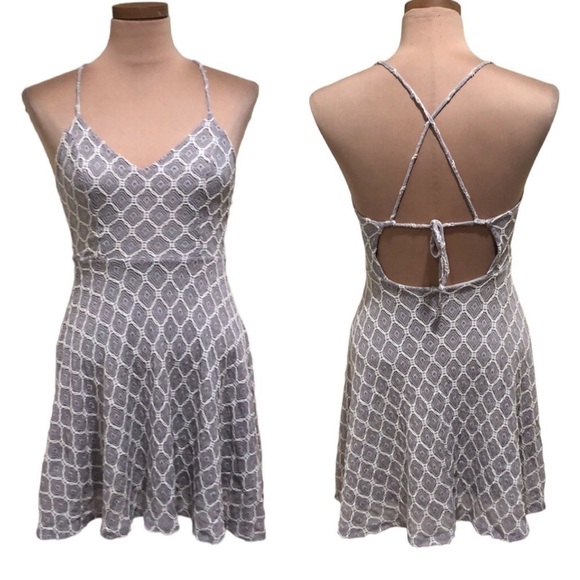 Urban Outfitters Kimchi Blue Mini Dress Size Small Gray Crochet Lace - Picture 1 of 9
